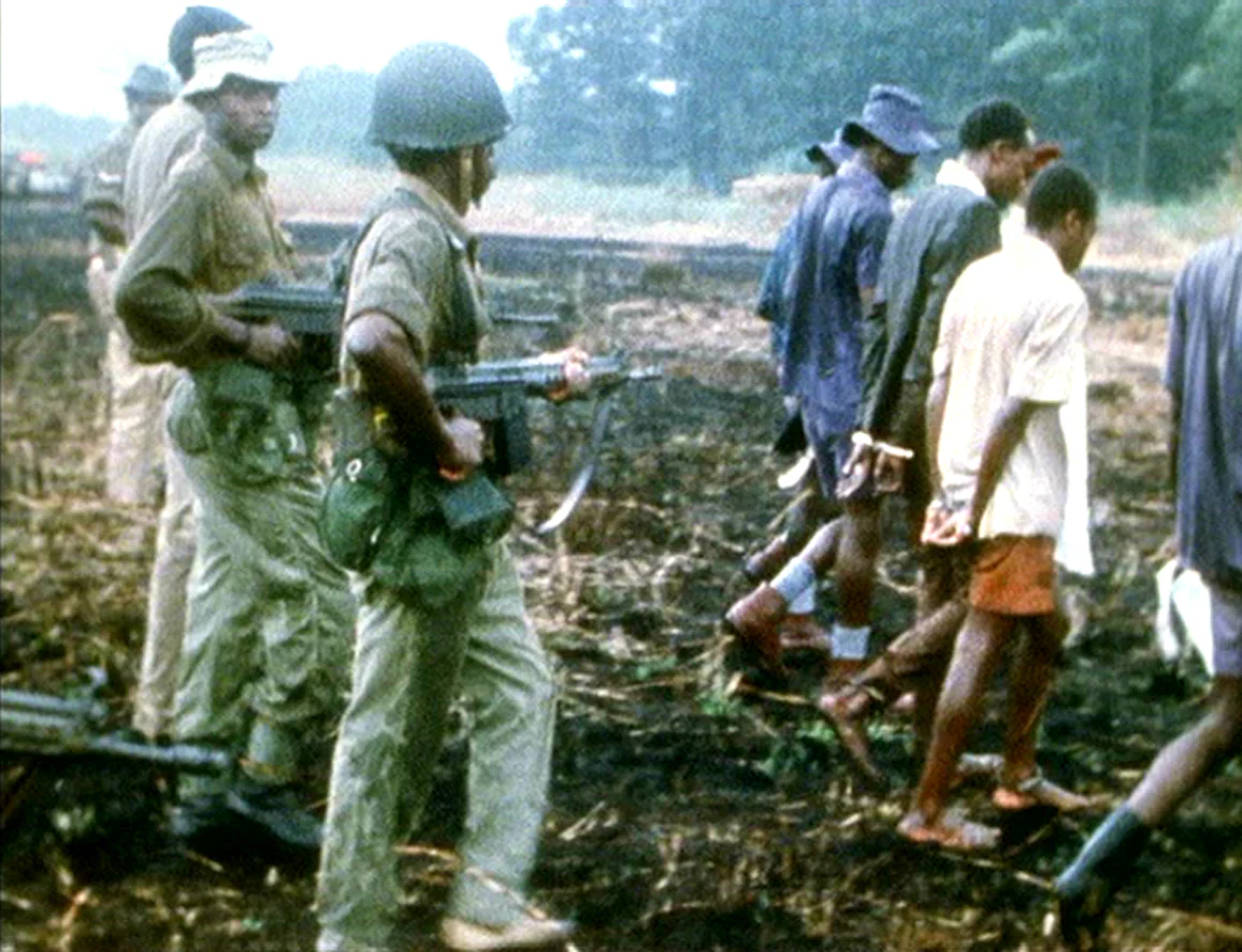 Général Idi Amin Dada de Barbet Schroeder - DVD - Image 4