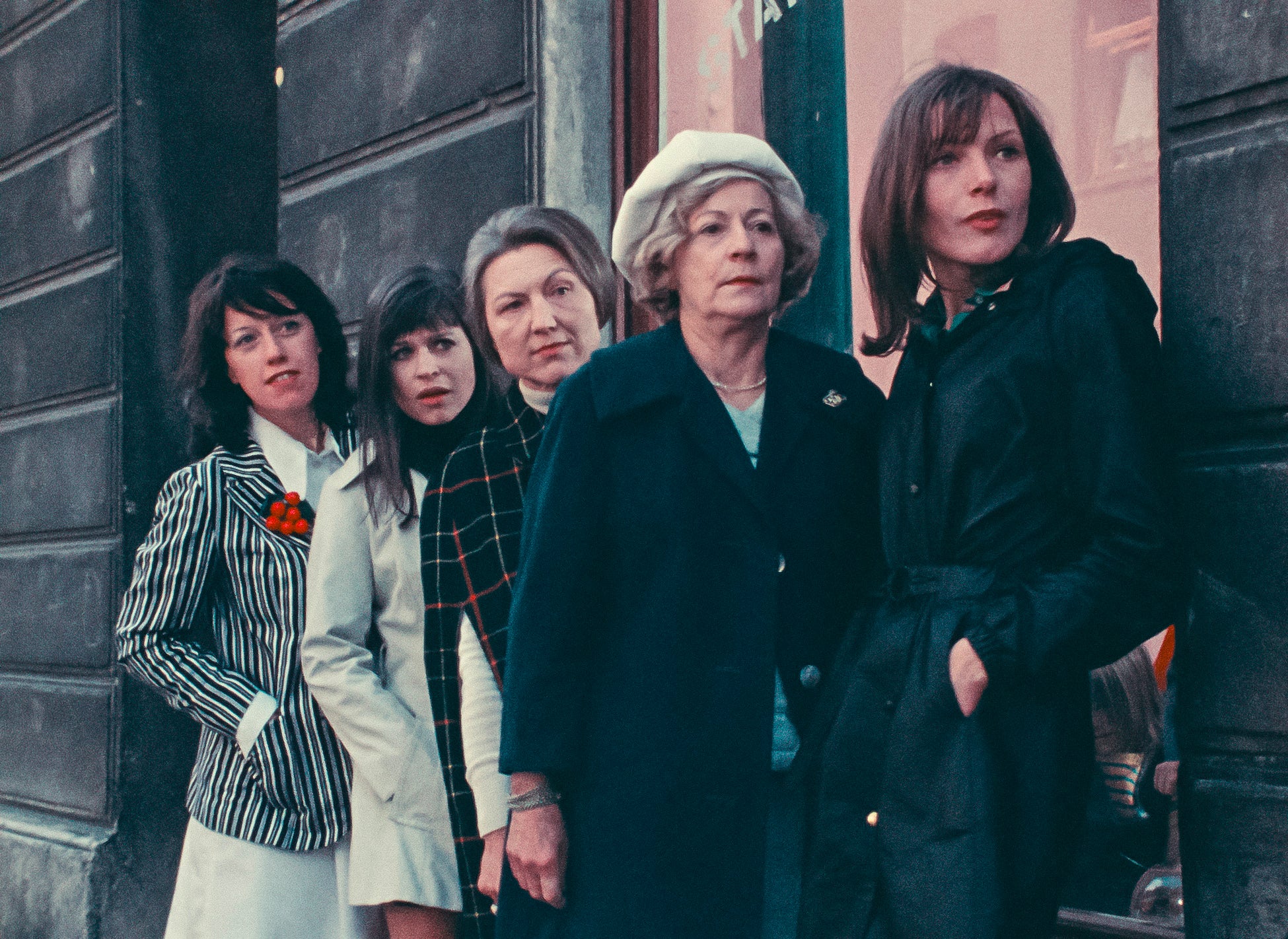 Huit heures ne font pas un jour de Rainer Werner Fassbinder - Image 10