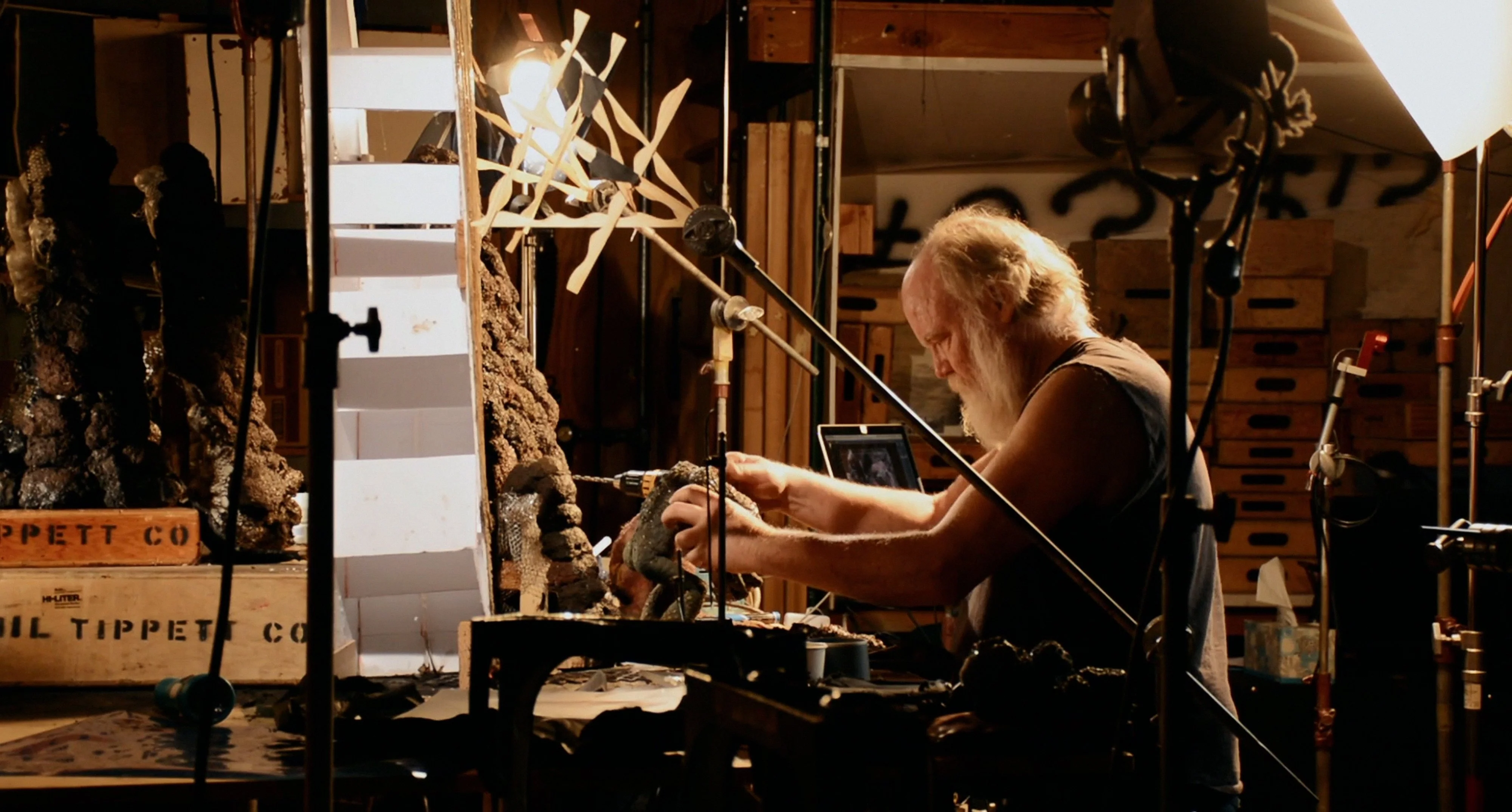 Phil Tippett : des rêves et des monstres de Gilles Penso et Alexandre Poncet - Image 3
